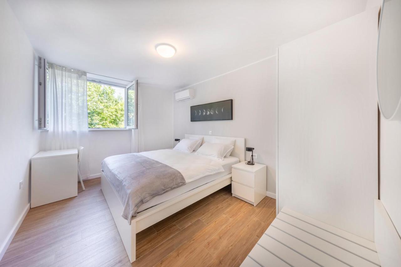 Apartment Fani With Free Private Parking ดูบรอฟนิก ภายนอก รูปภาพ
