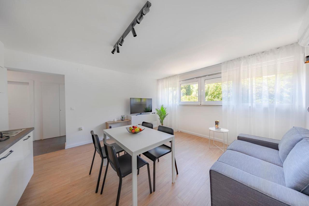 Apartment Fani With Free Private Parking ดูบรอฟนิก ภายนอก รูปภาพ